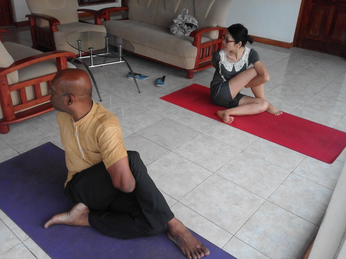High View Homestay Kandy Bagian luar foto